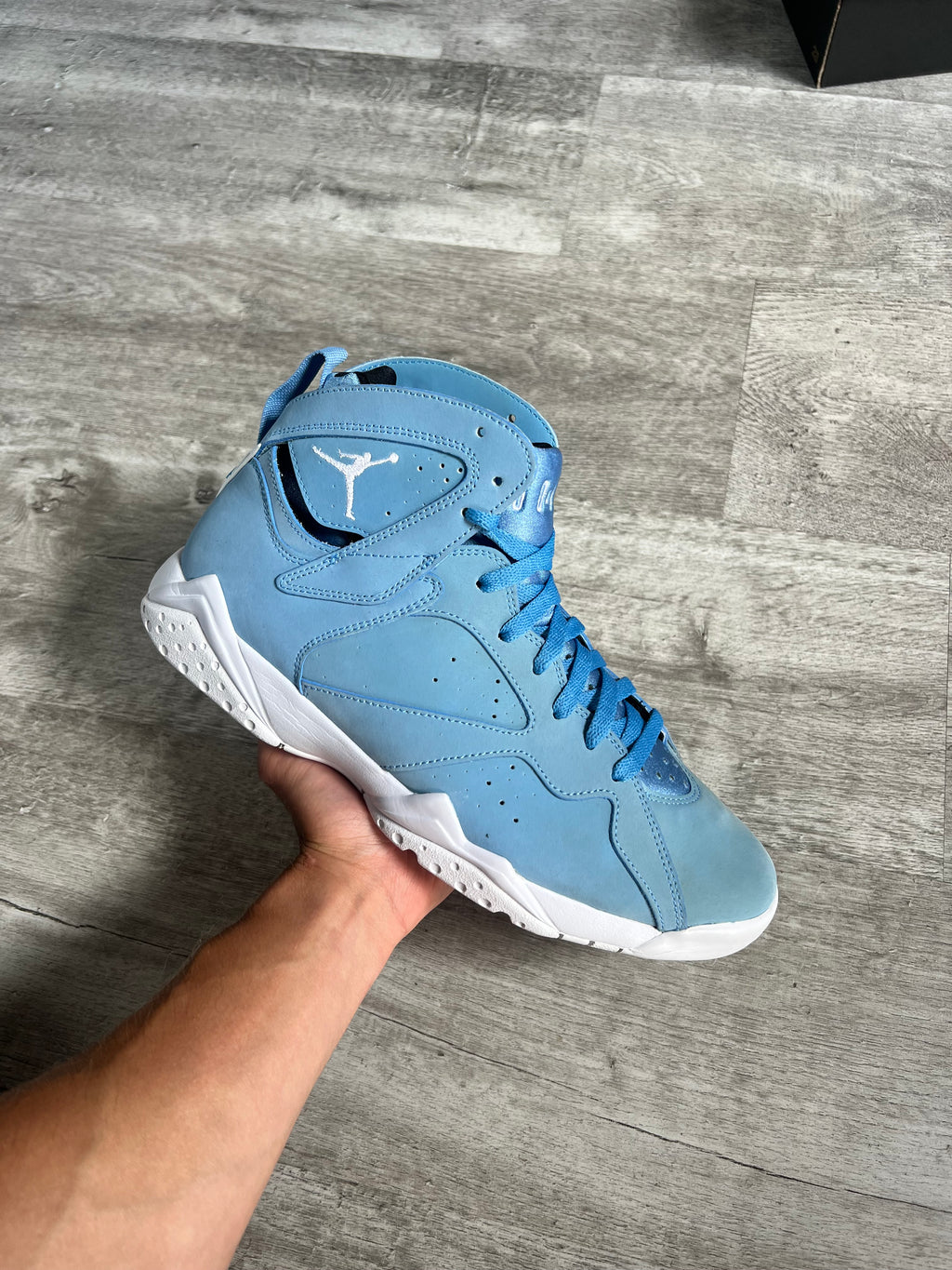 Buty Jordan 7 Retro Pantone