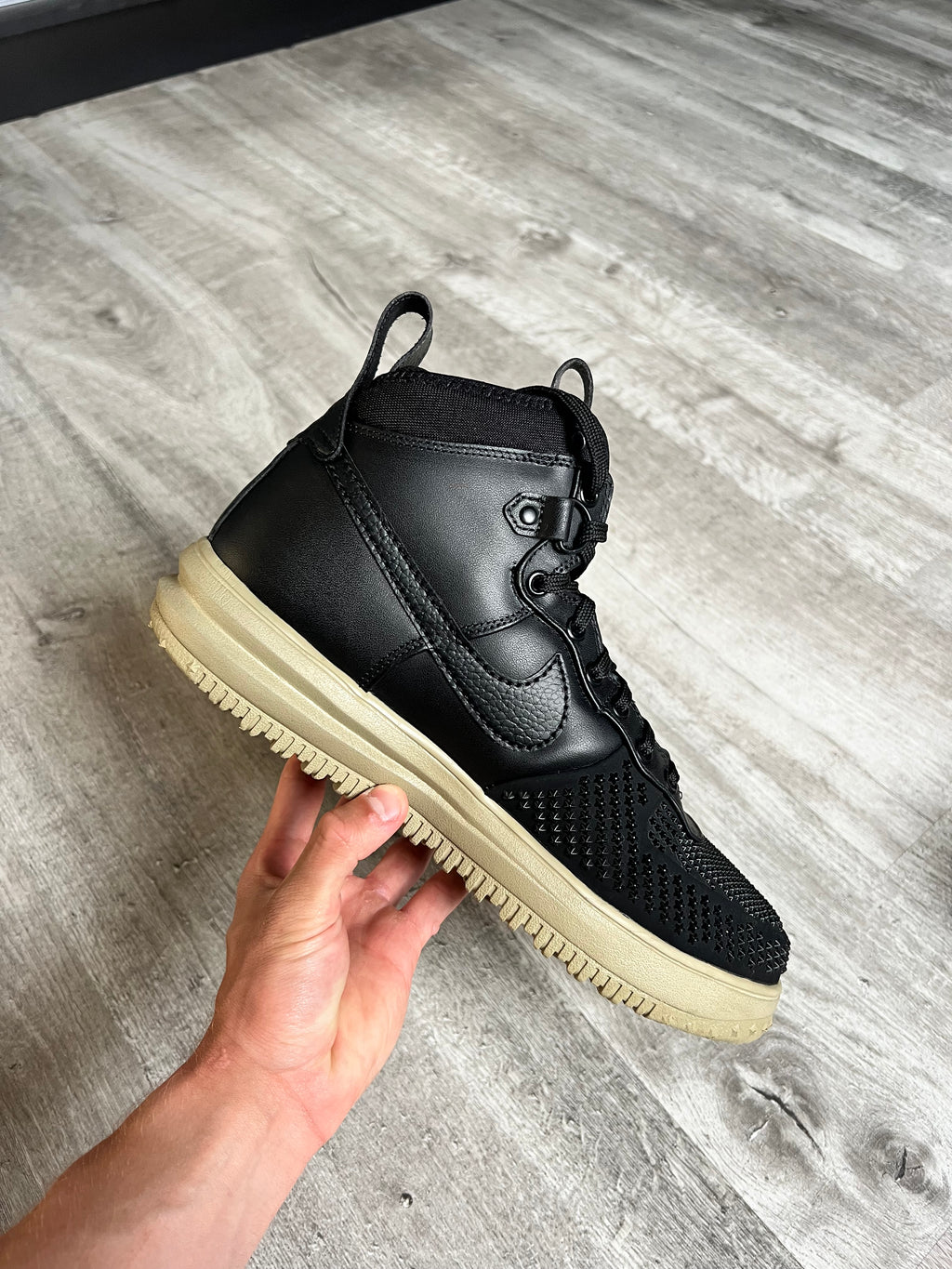 Buty Nike Air Force 1 Duckboot Black Neutral Olive