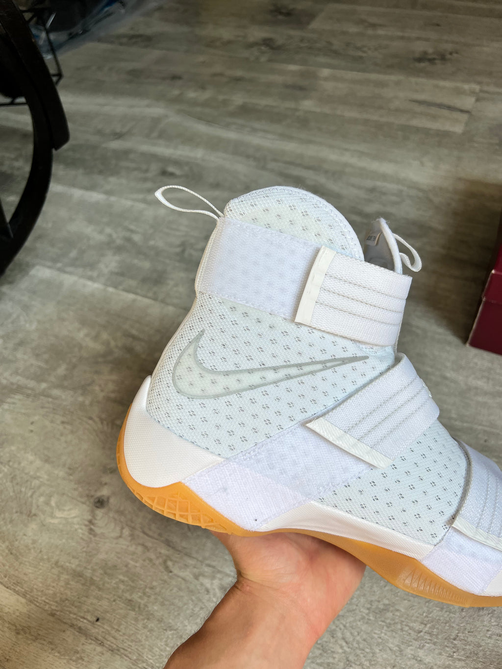Buty Nike Lebron Zoom Soldier 10 Strive For Greatness