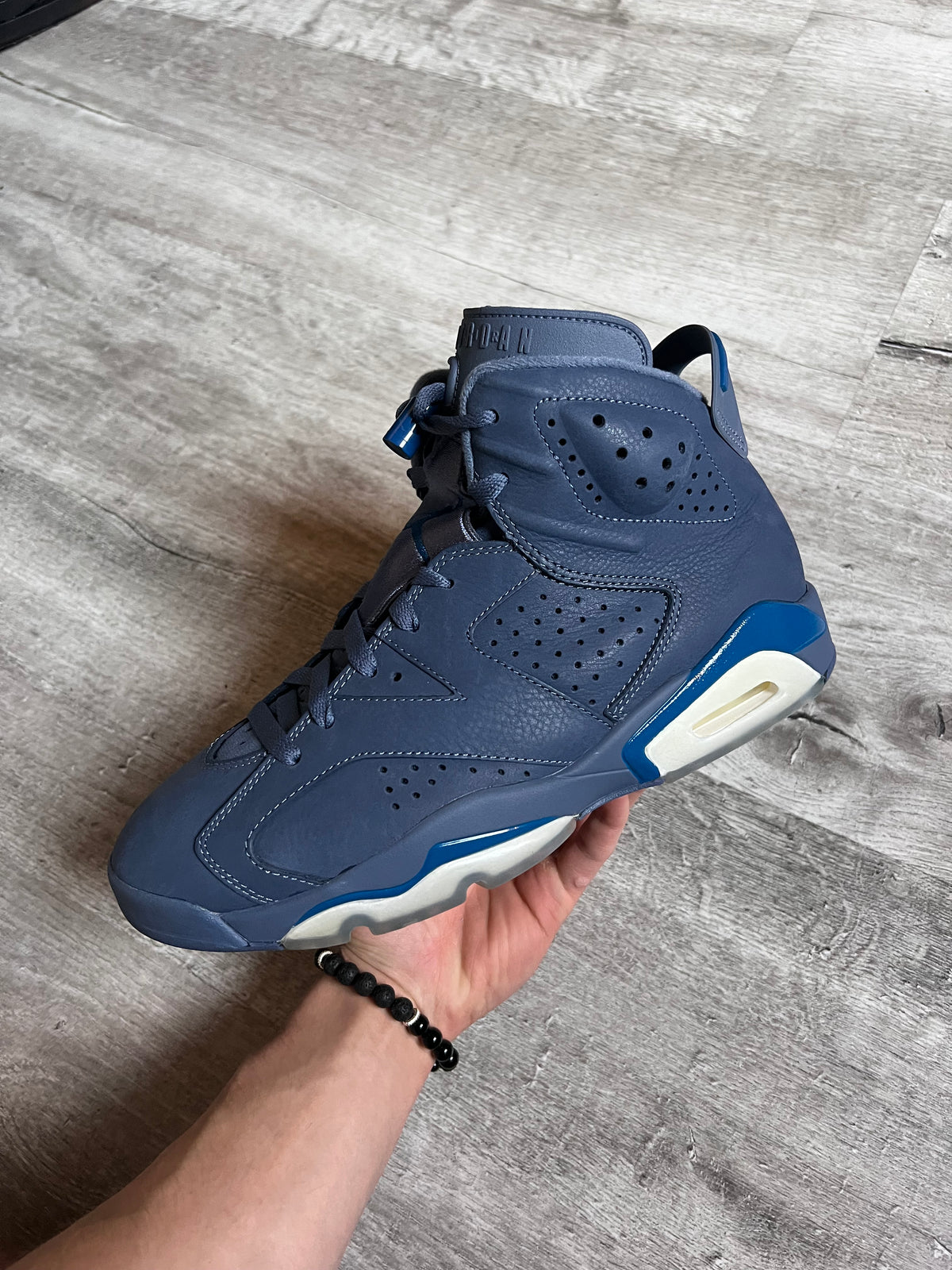 Buty Jordan 6 Retro Diffused Blue