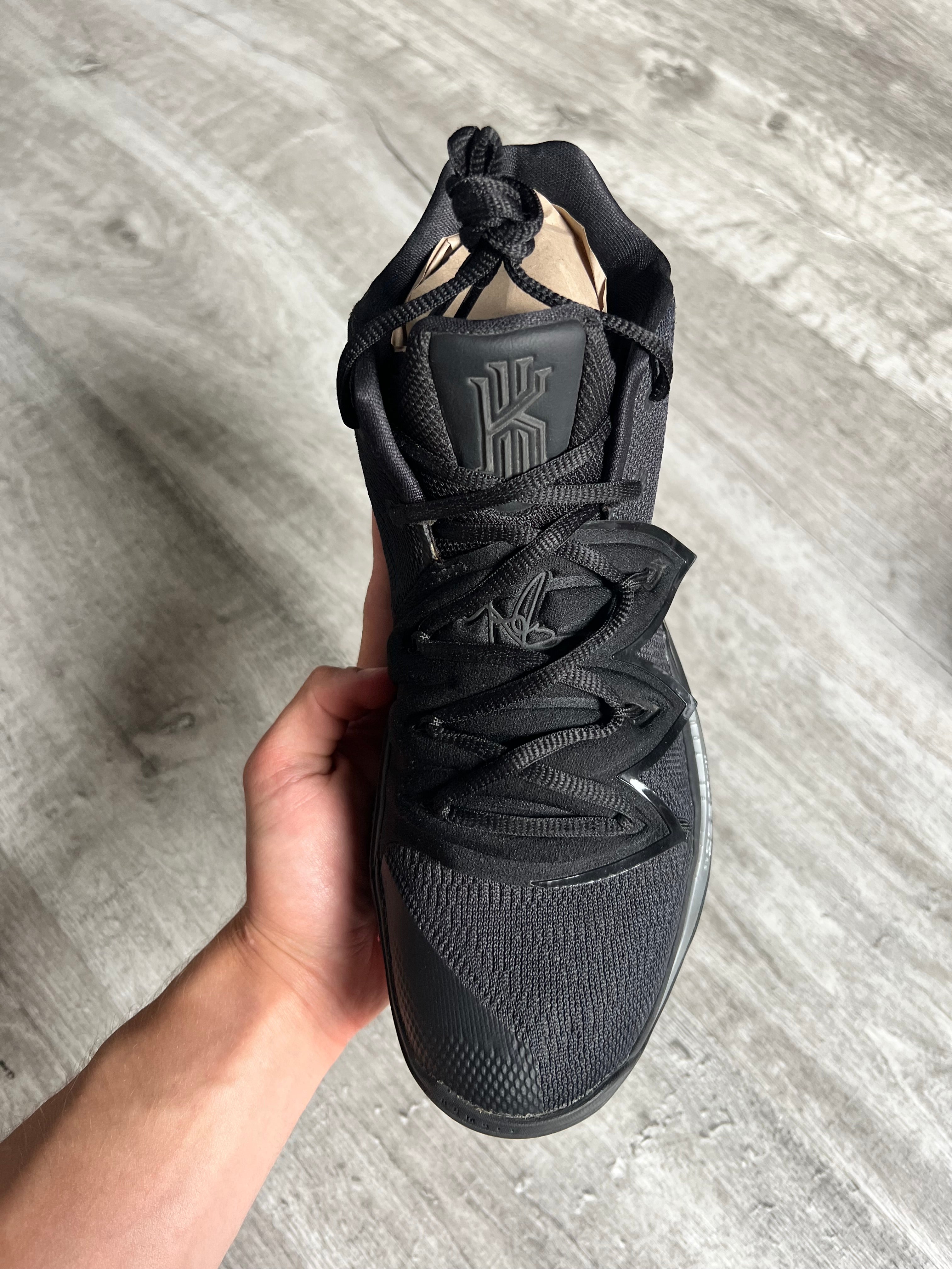 Buty Nike Kyrie 5 Black Rainbow Soles