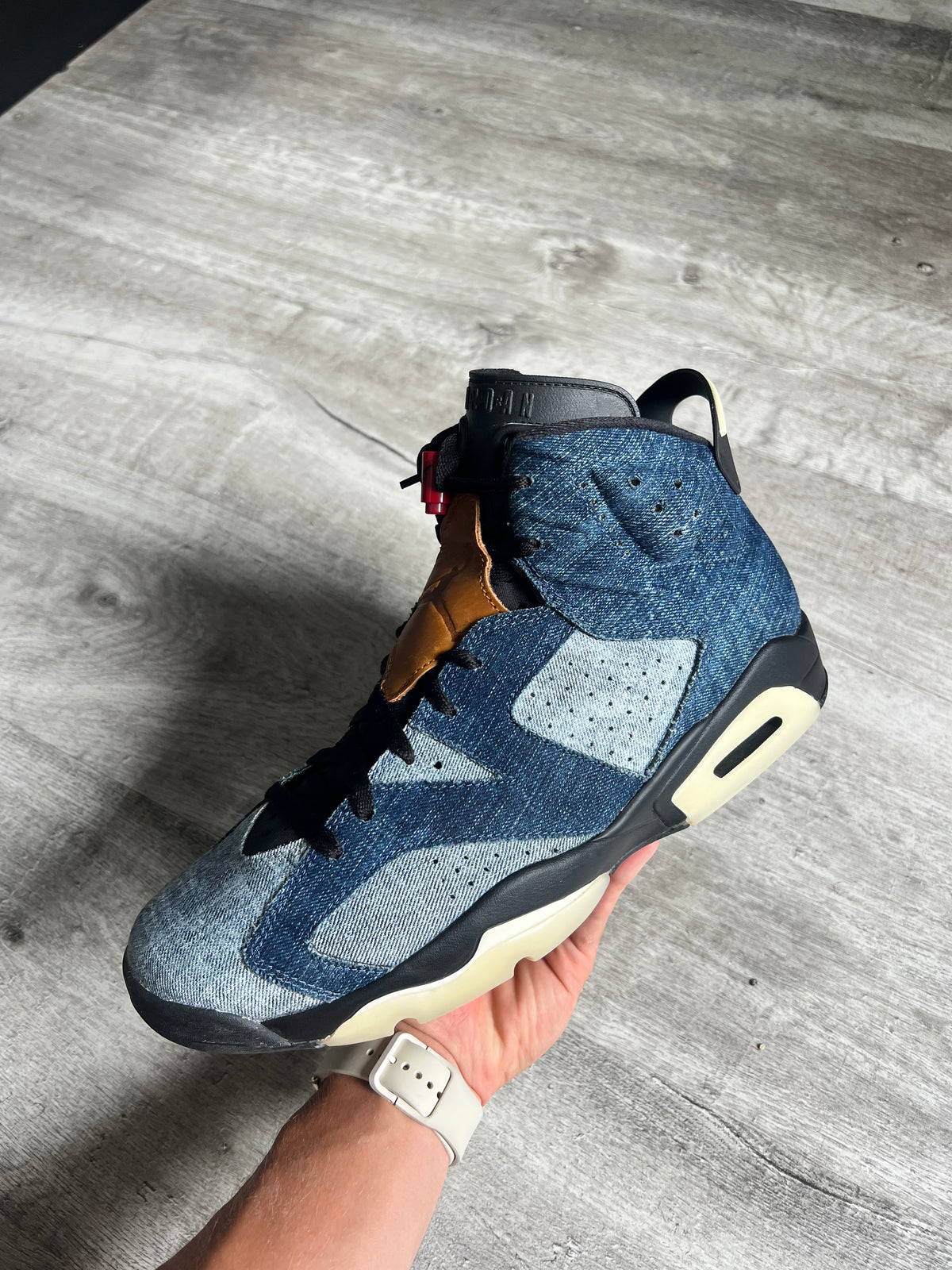 Buty Jordan 6 Retro Washed Denim