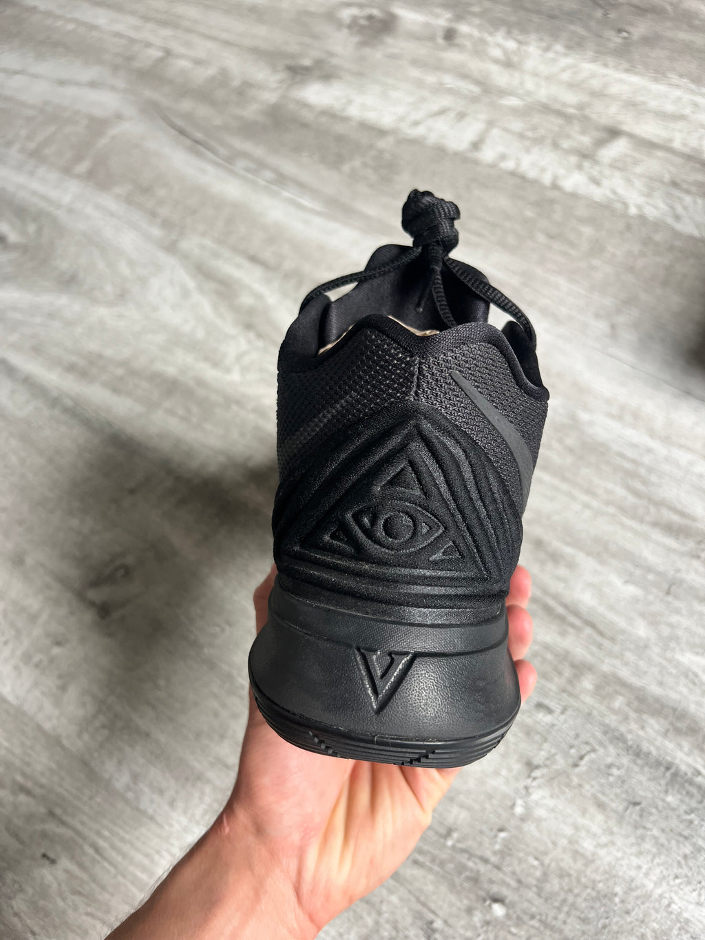 Buty Nike Kyrie 5 Black Rainbow Soles