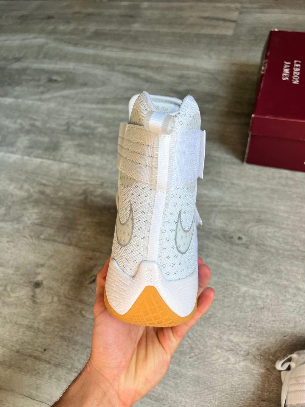 Buty Nike Lebron Zoom Soldier 10 Strive For Greatness