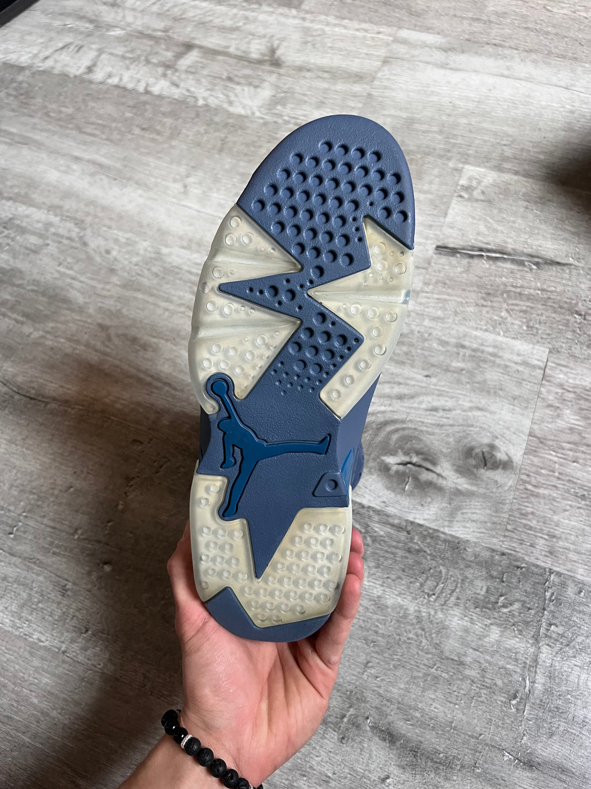 Buty Jordan 6 Retro Diffused Blue
