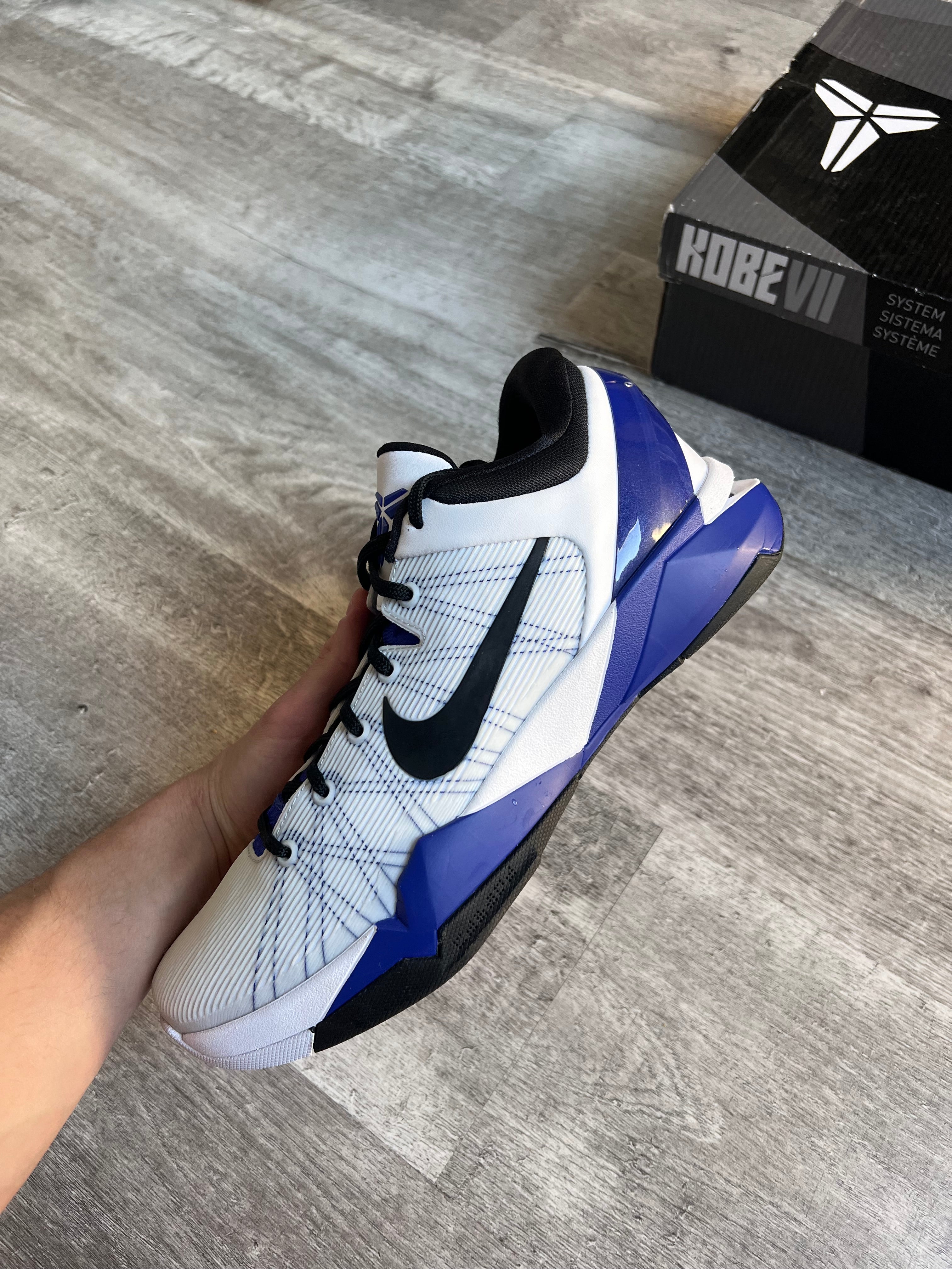 Buty Nike Kobe 7 Supreme Concord