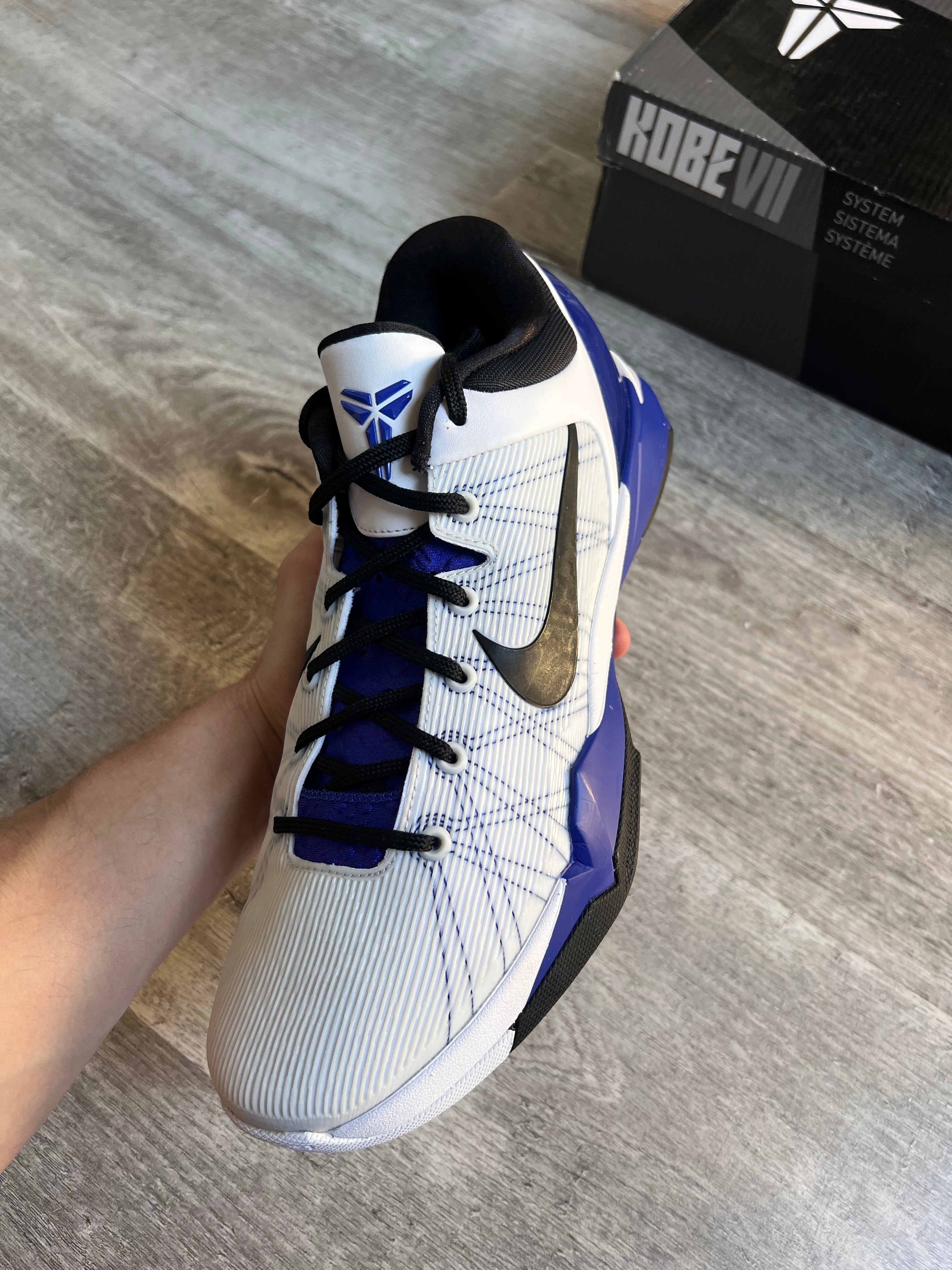 Buty Nike Kobe 7 Supreme Concord