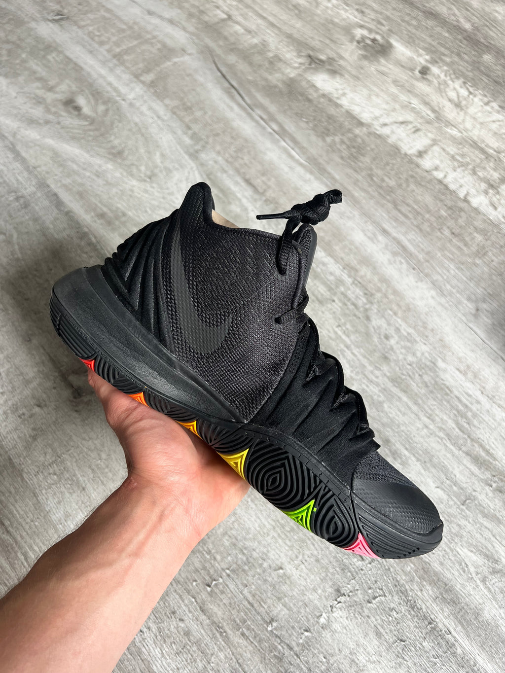 Buty Nike Kyrie 5 Black Rainbow Soles