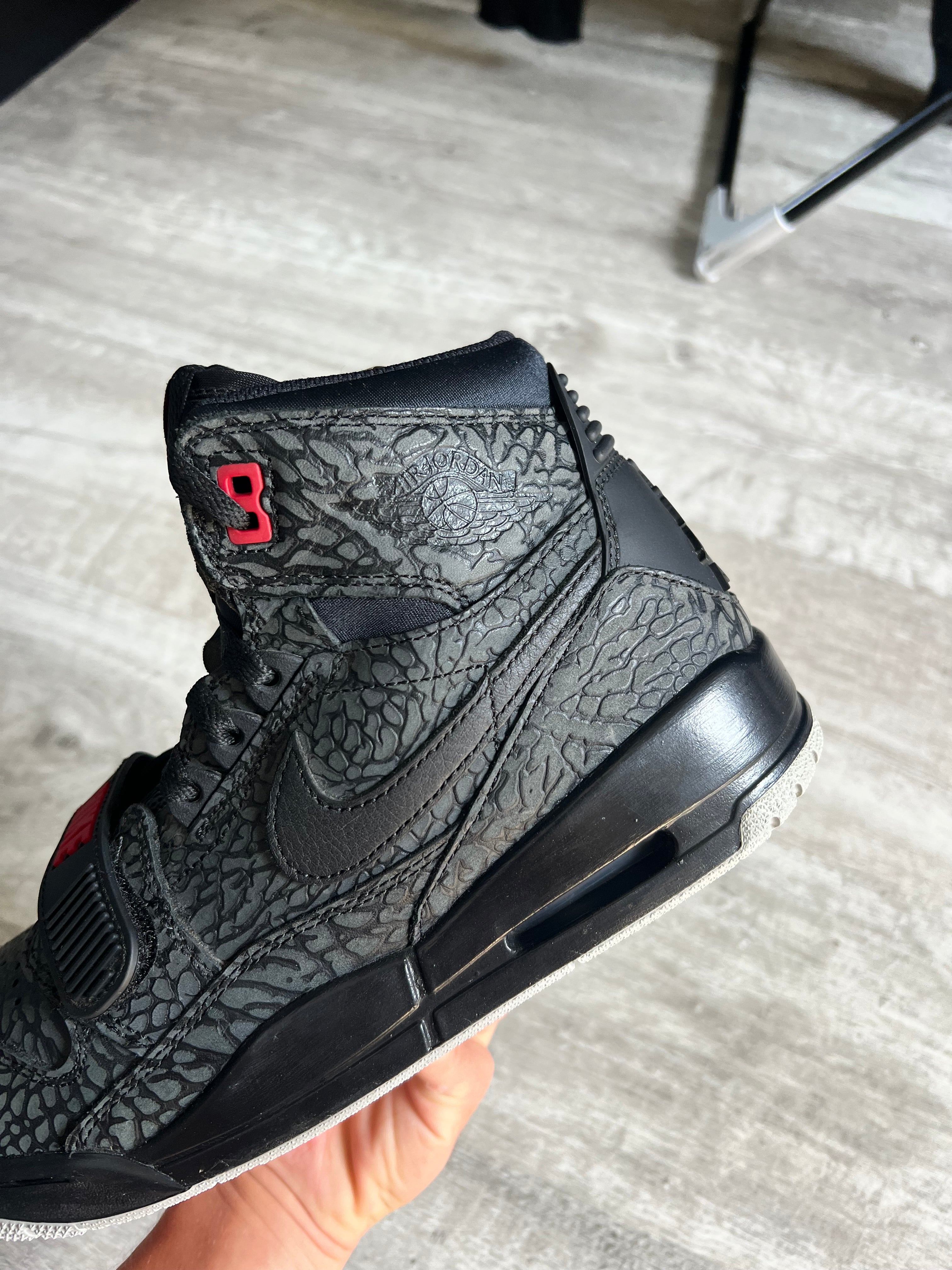 Buty Jordan 312 Elephant Print Bred