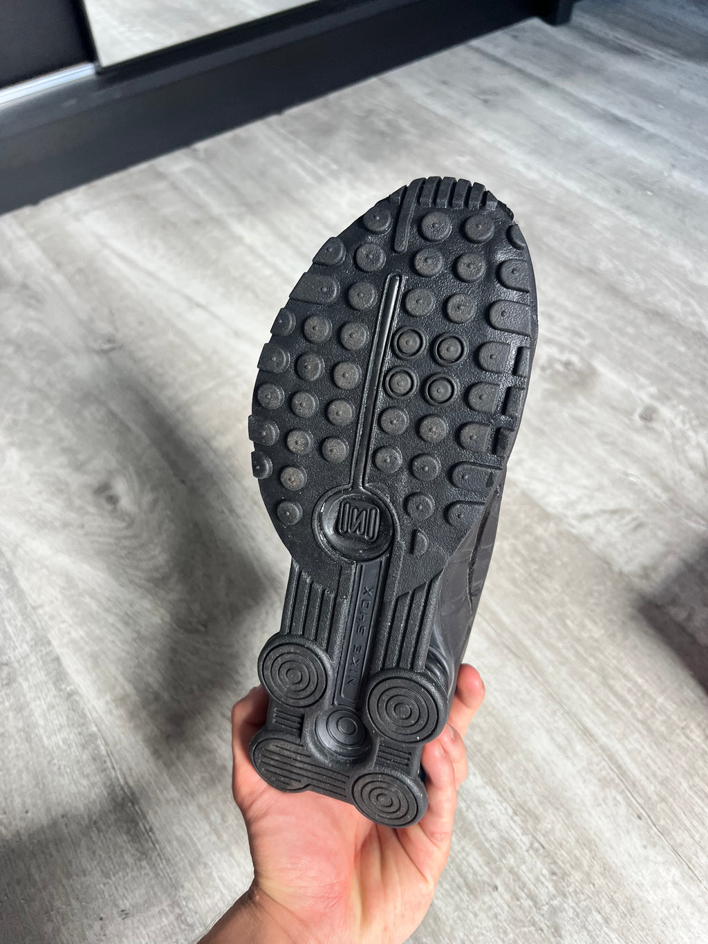 Buty Nike Shox R4 Triple Black Matte