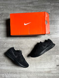 Buty Nike Flyknit Trainer Triple Black