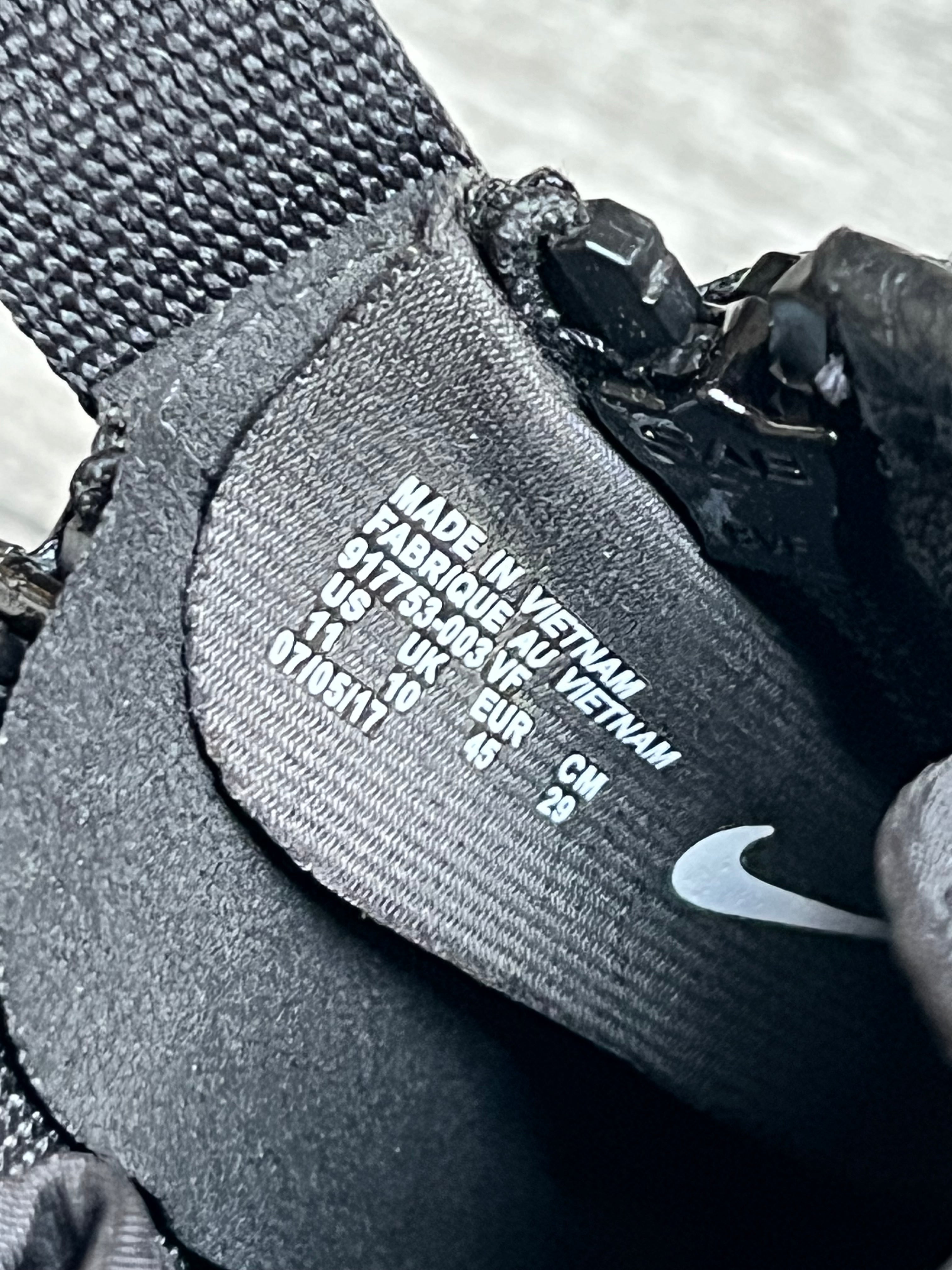 Buty Nike SF Air Force 1 Mid Black Gum