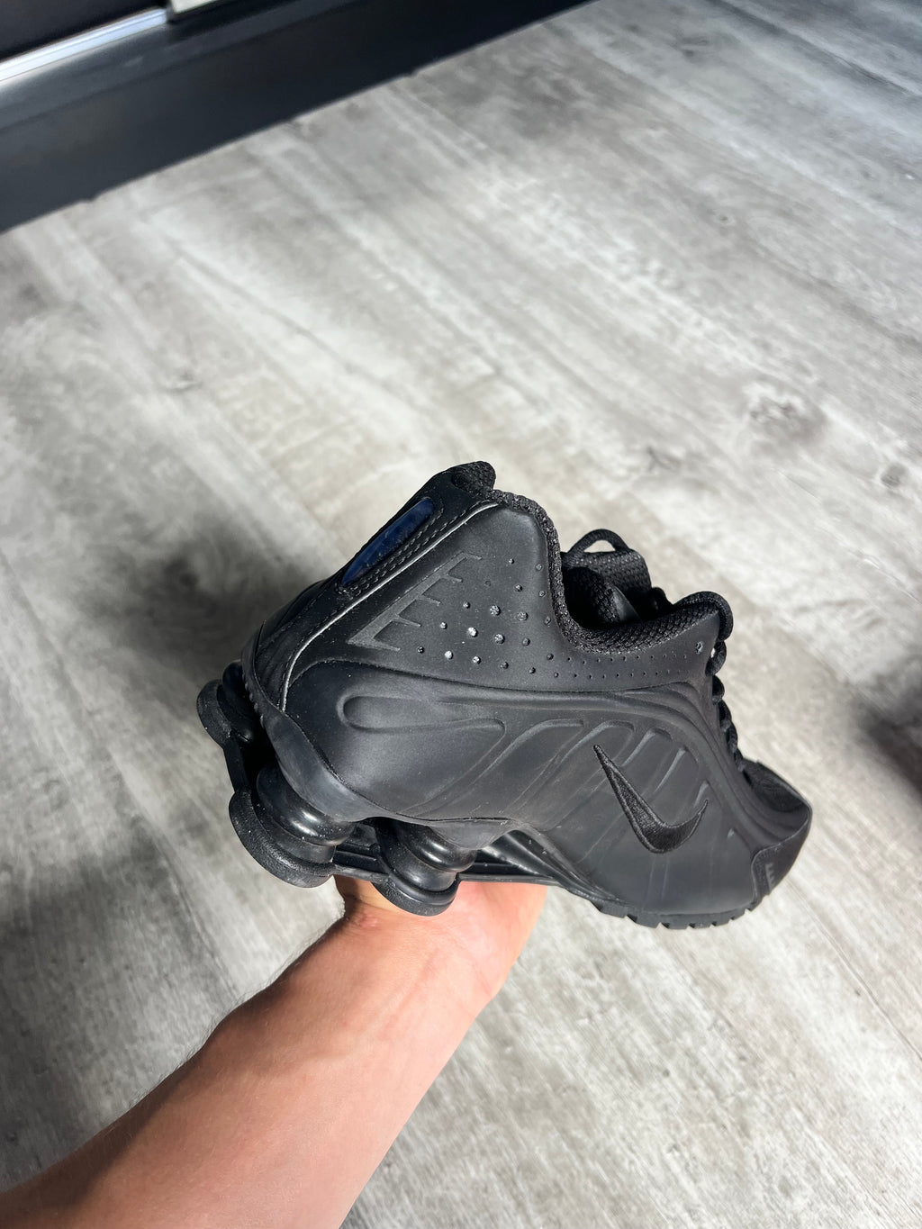 Buty Nike Shox R4 Triple Black Matte