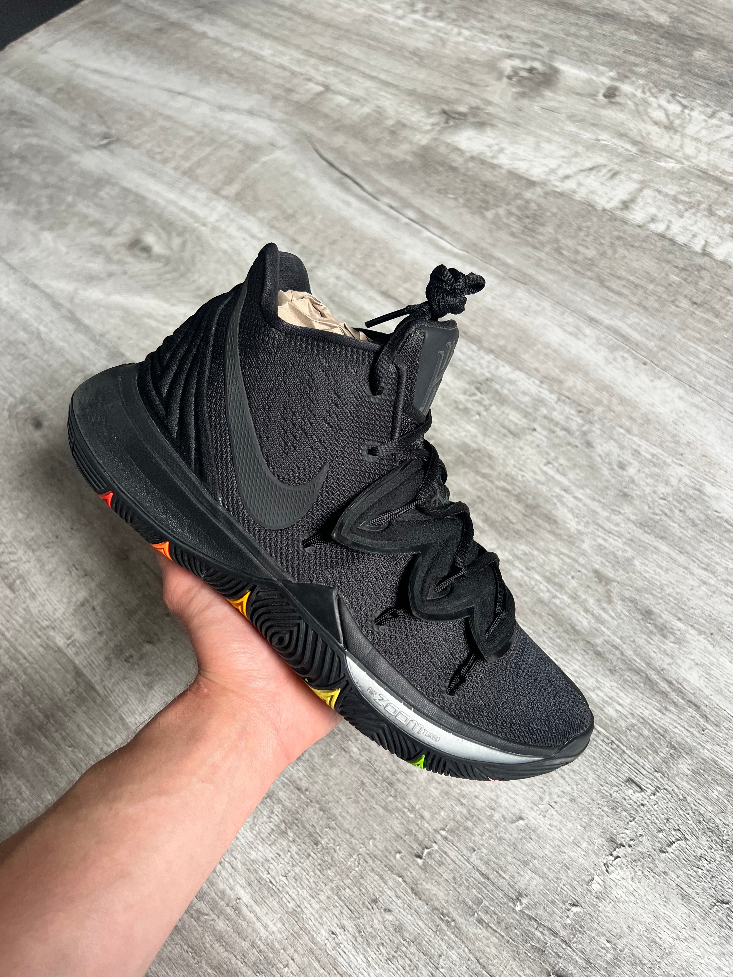 Buty Nike Kyrie 5 Black Rainbow Soles