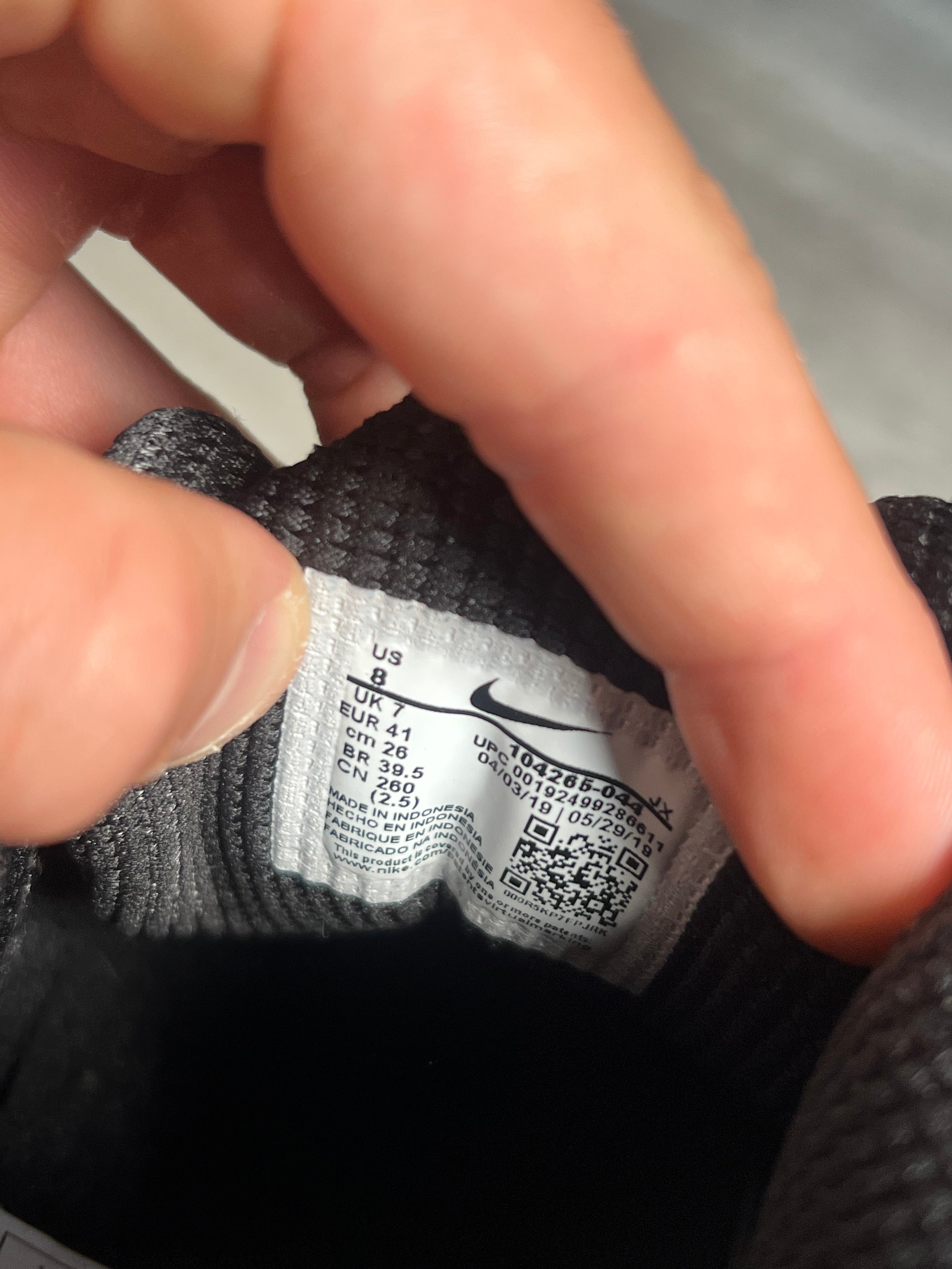 Buty Nike Shox R4 Triple Black Matte