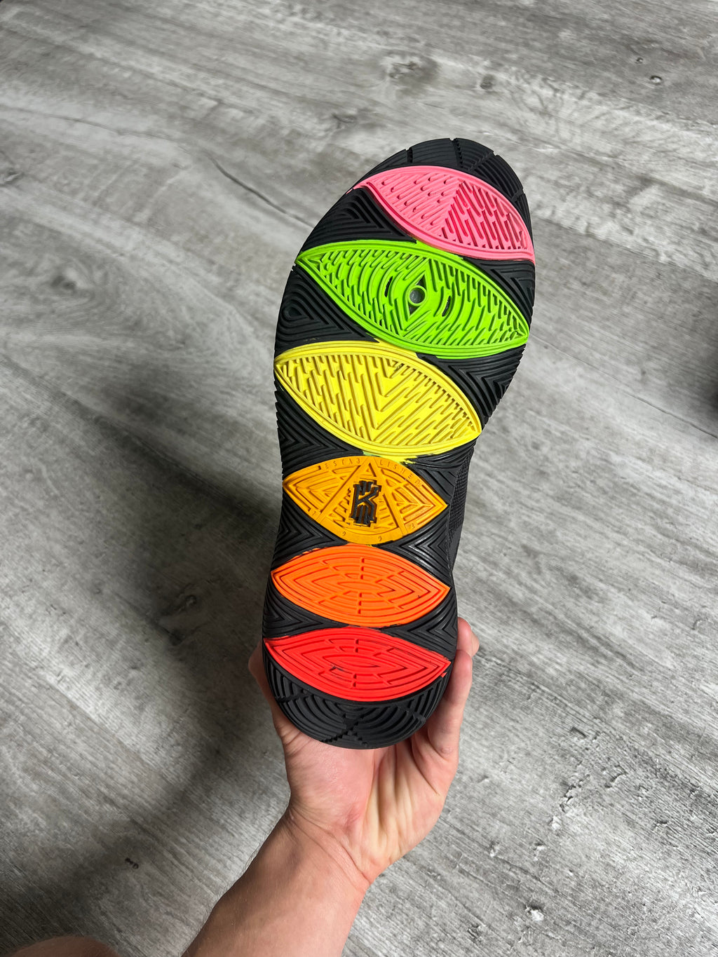 Buty Nike Kyrie 5 Black Rainbow Soles
