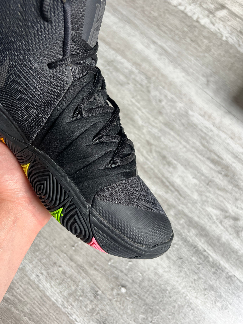 Buty Nike Kyrie 5 Black Rainbow Soles