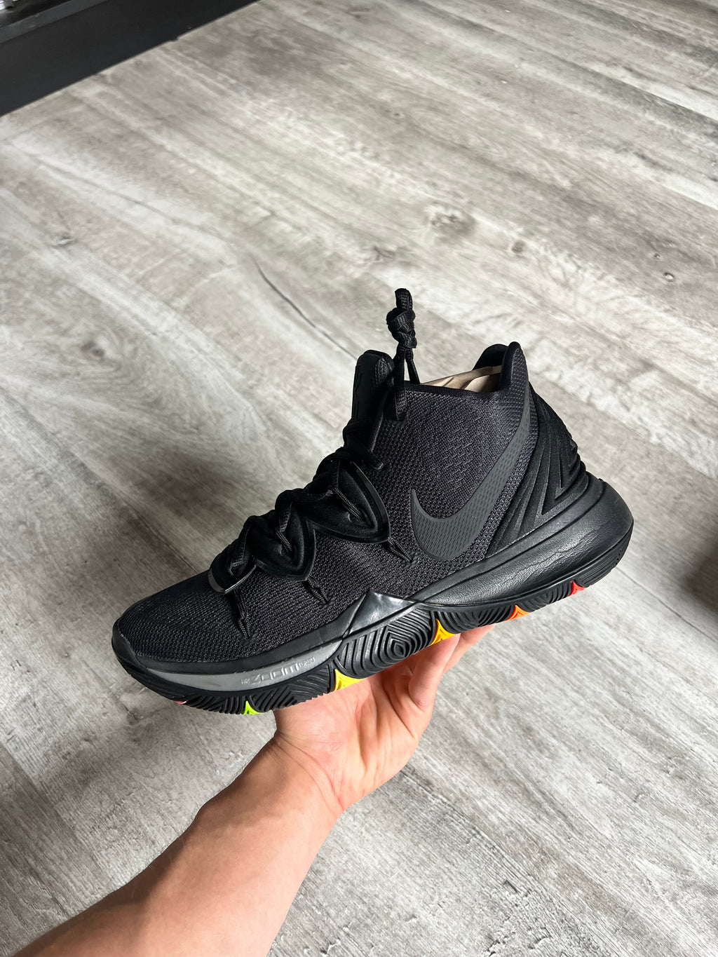 Buty Nike Kyrie 5 Black Rainbow Soles